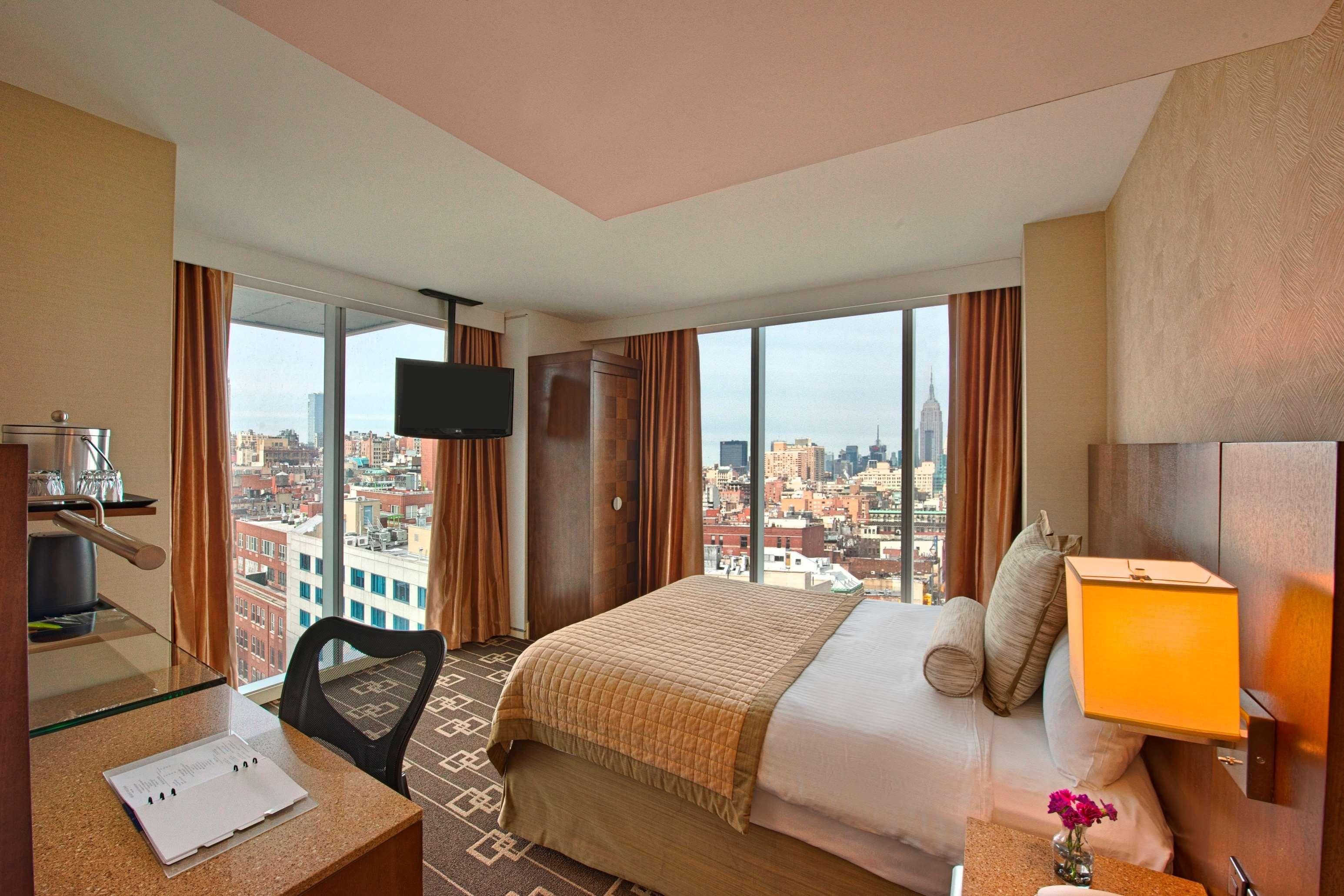 Wyndham Garden Chinatown Hotel Ню Йорк Екстериор снимка