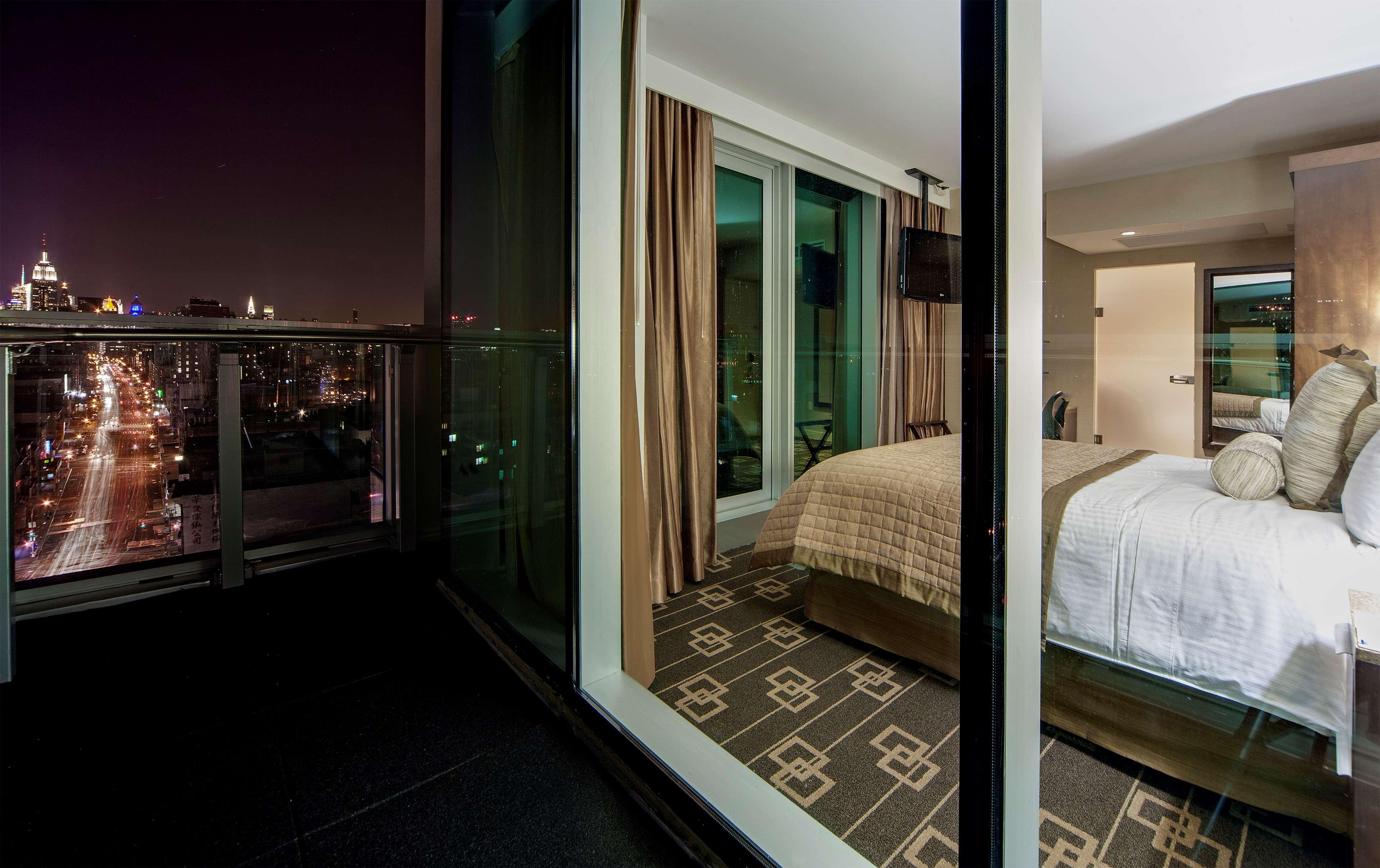Wyndham Garden Chinatown Hotel Ню Йорк Стая снимка